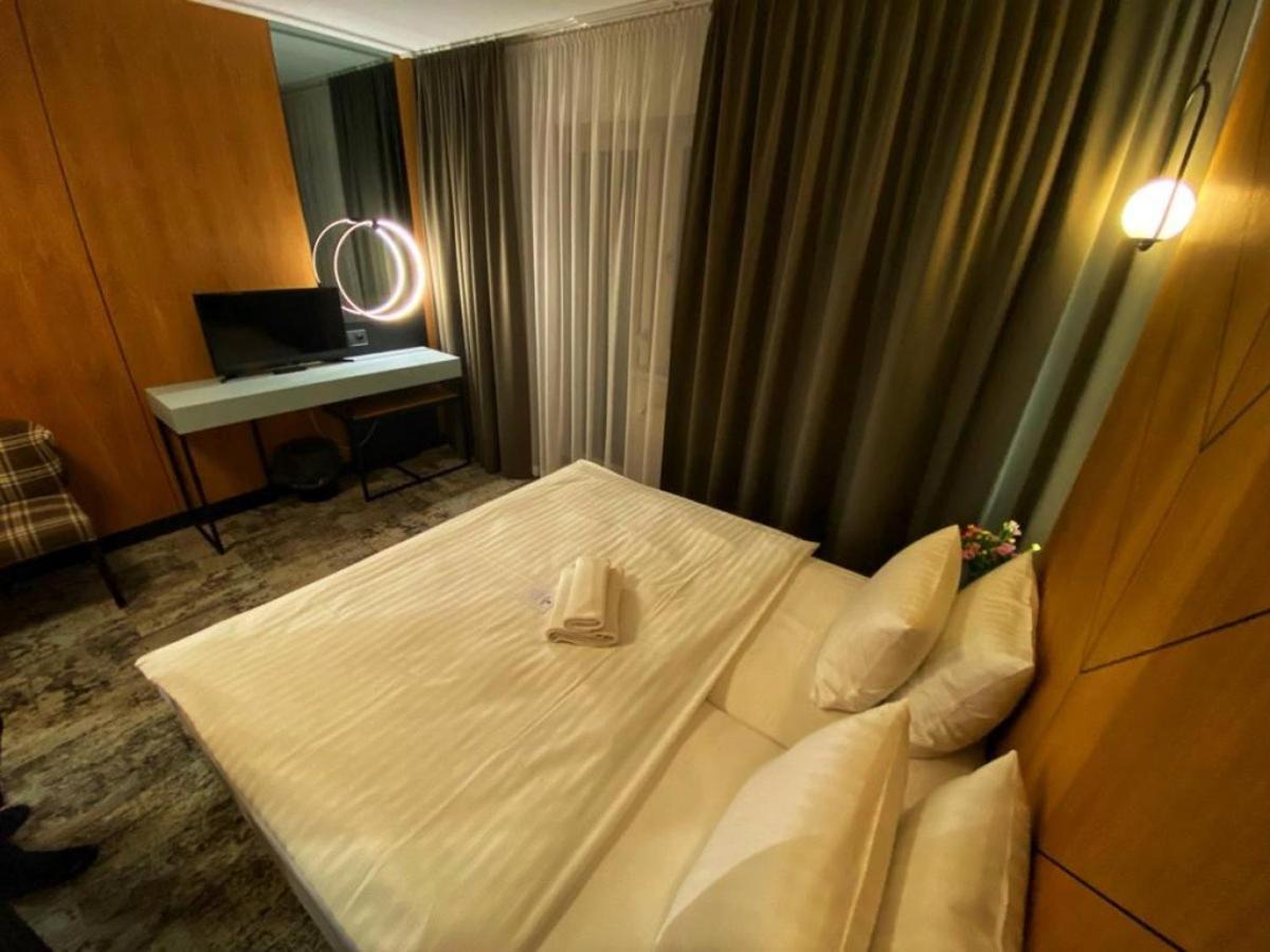The Amber Business & Spa Hotel Oleśnica Exteriör bild